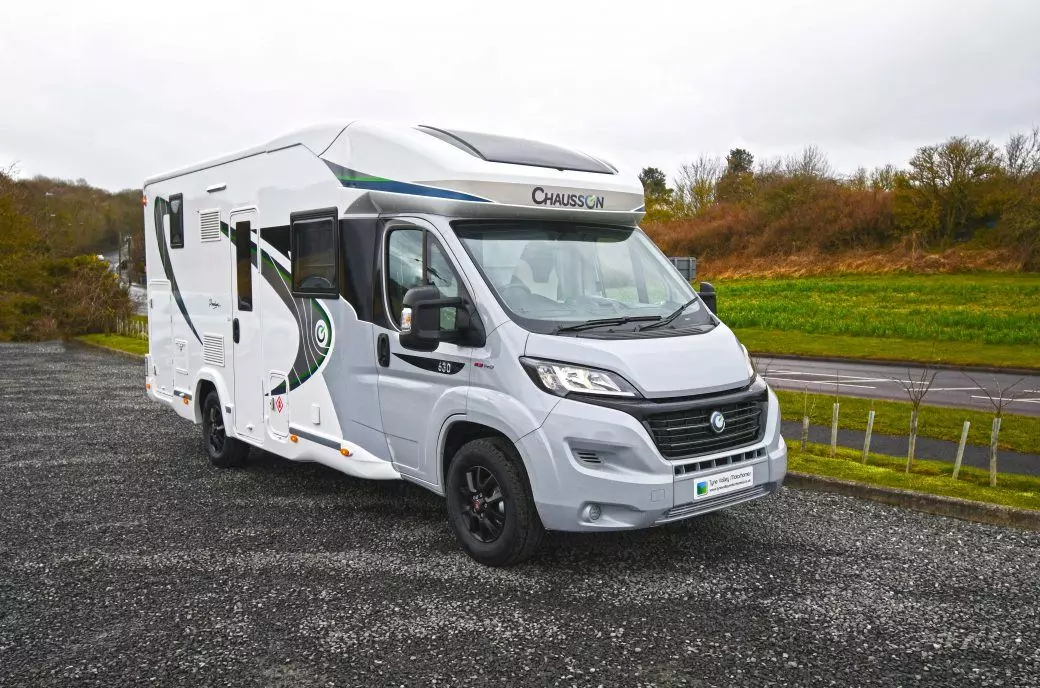 Chausson Premium 630