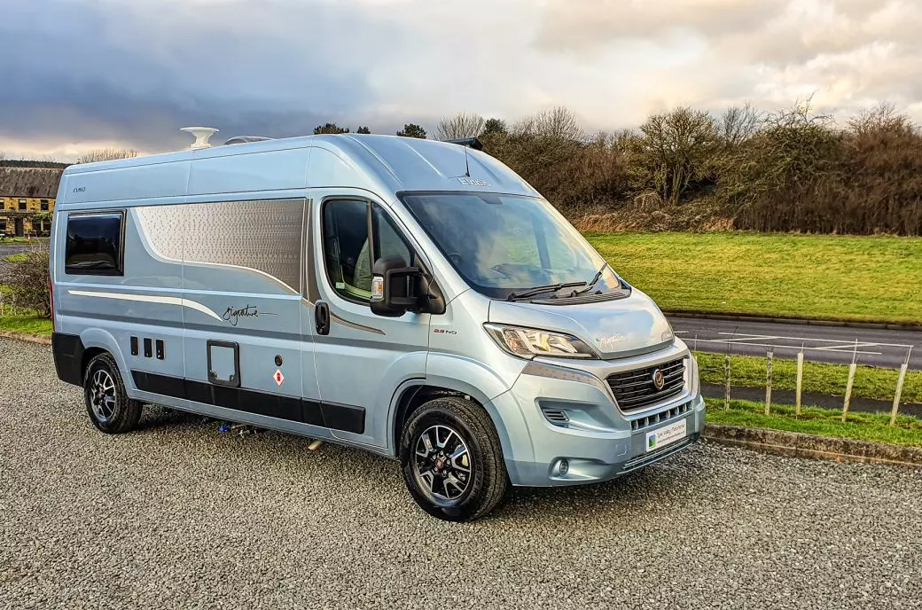 Elddis Signature CV60